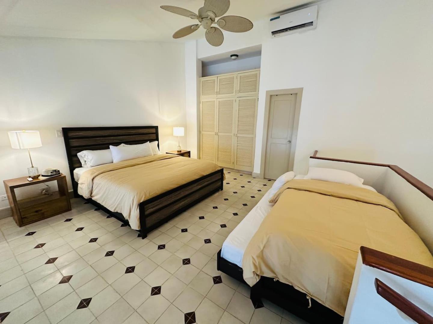 Cozy & Lovely For 6 Guest! Apartment *